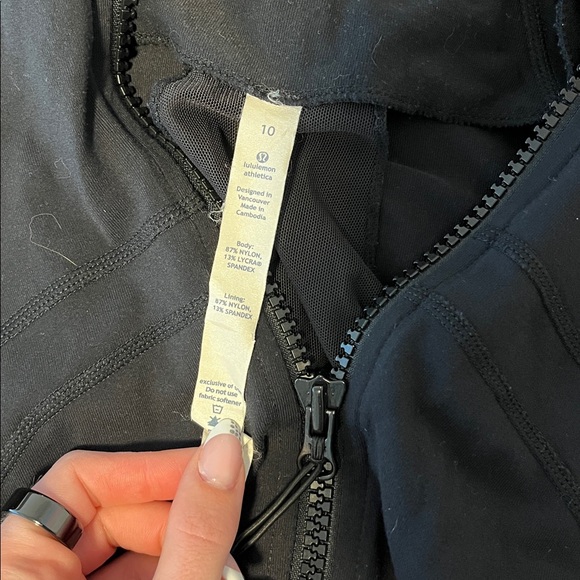 Lululemon Define Jacket - Picture 3 of 3